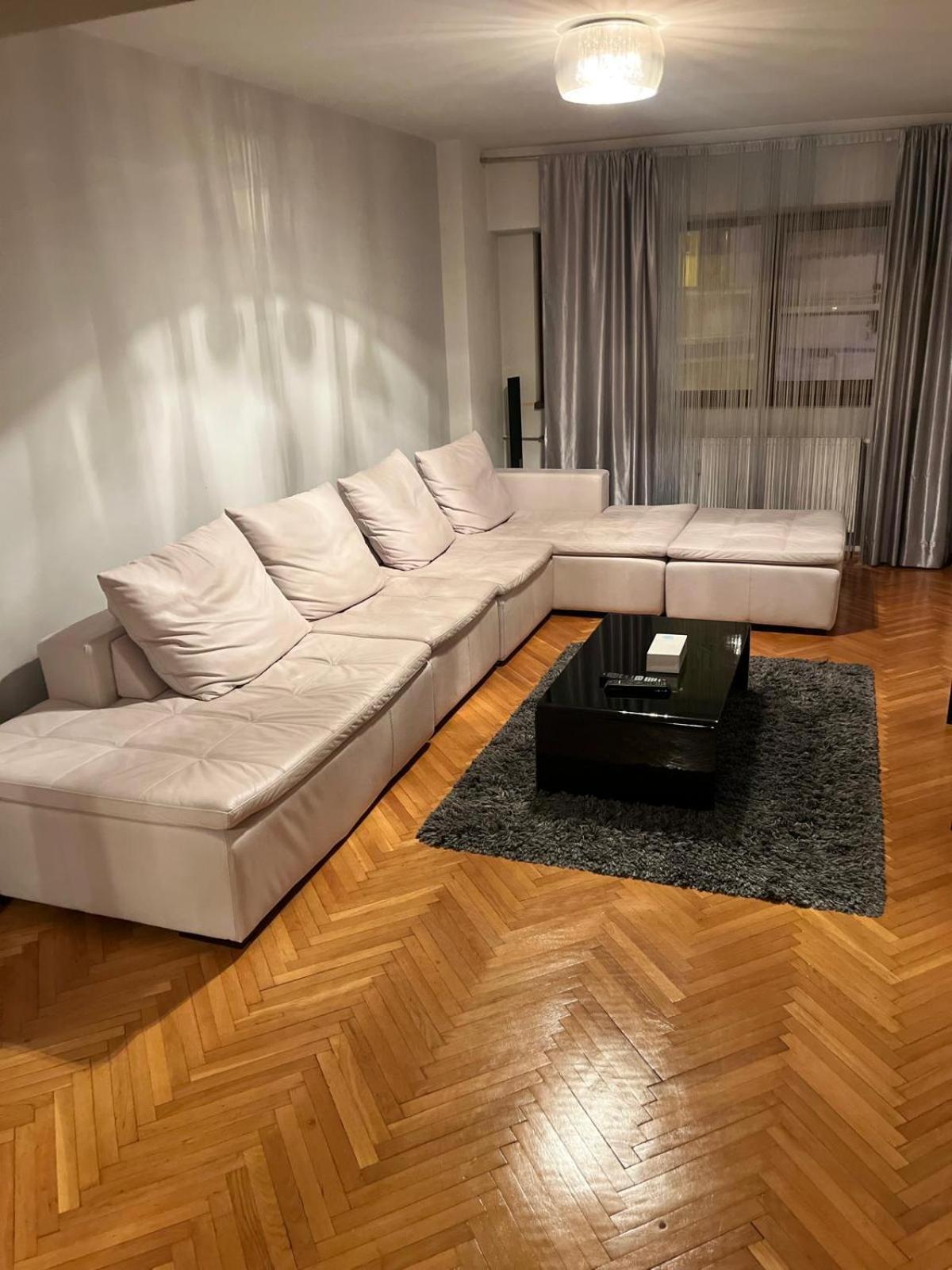 Romana 100 Sqm Deluxe Apartament Bukarest Kültér fotó