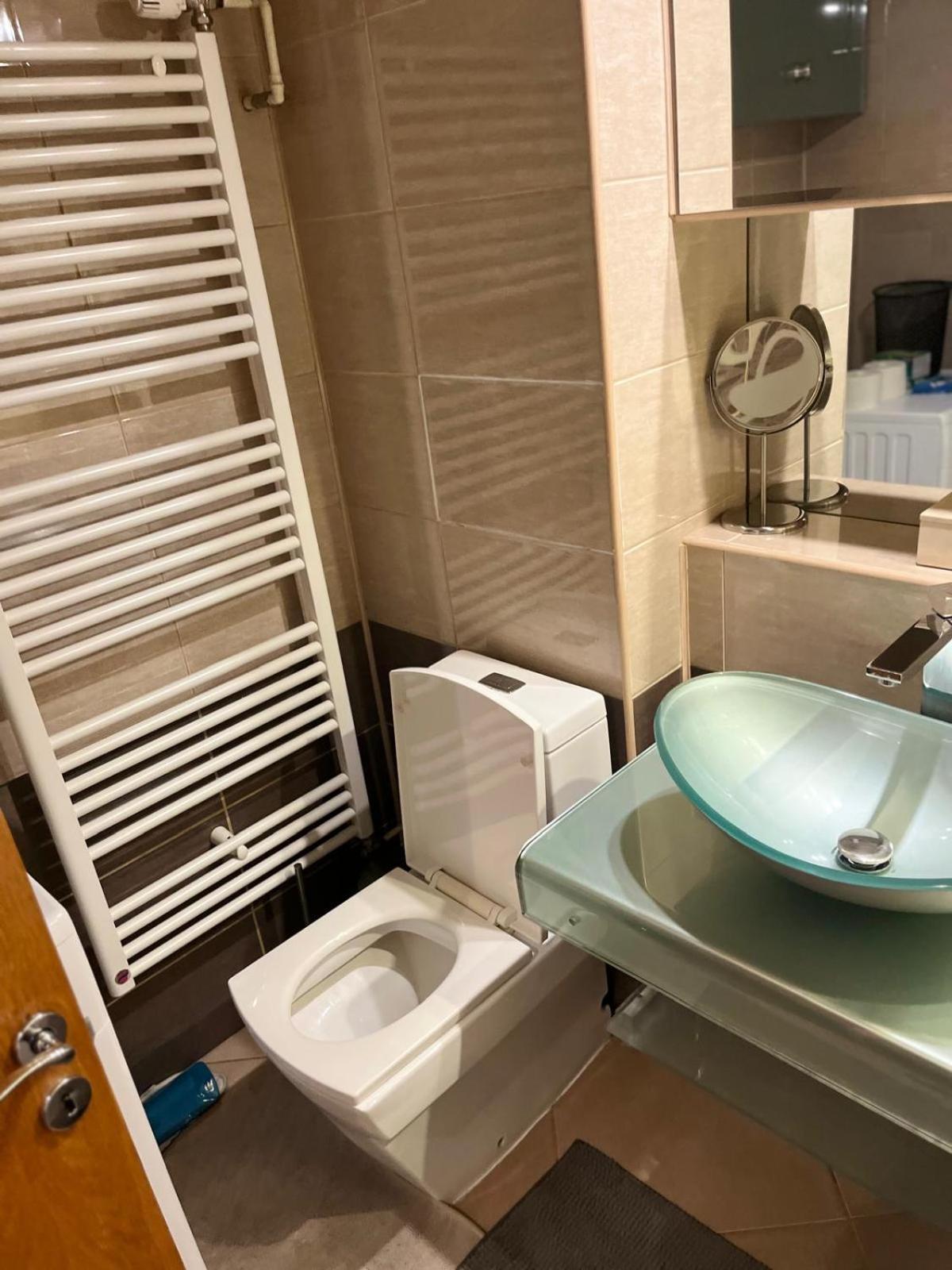Romana 100 Sqm Deluxe Apartament Bukarest Kültér fotó